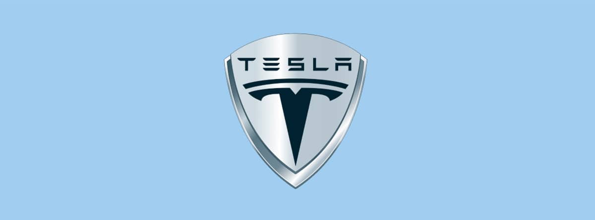  Logo Tesla