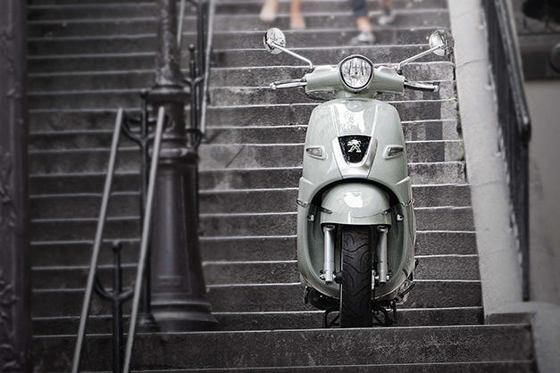 Peugeot scooter
