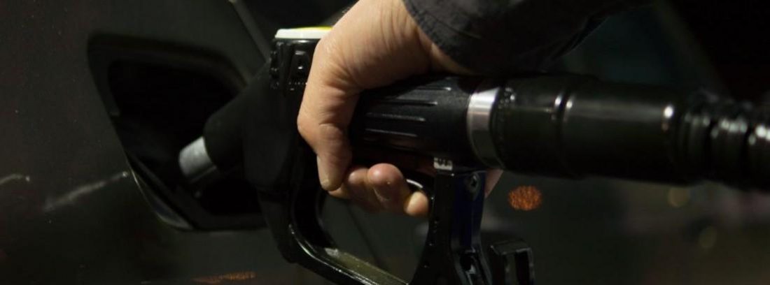Carrefour indemnizará a los conductores afectados por el gasóleo adulterado
