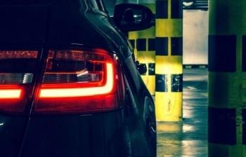 luz trasera de Audi al instalar sensores de aparcamiento