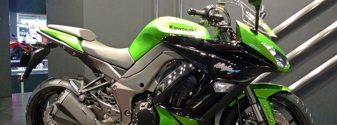 Kawasaki Ninja H2 SX Sport Tourer verde