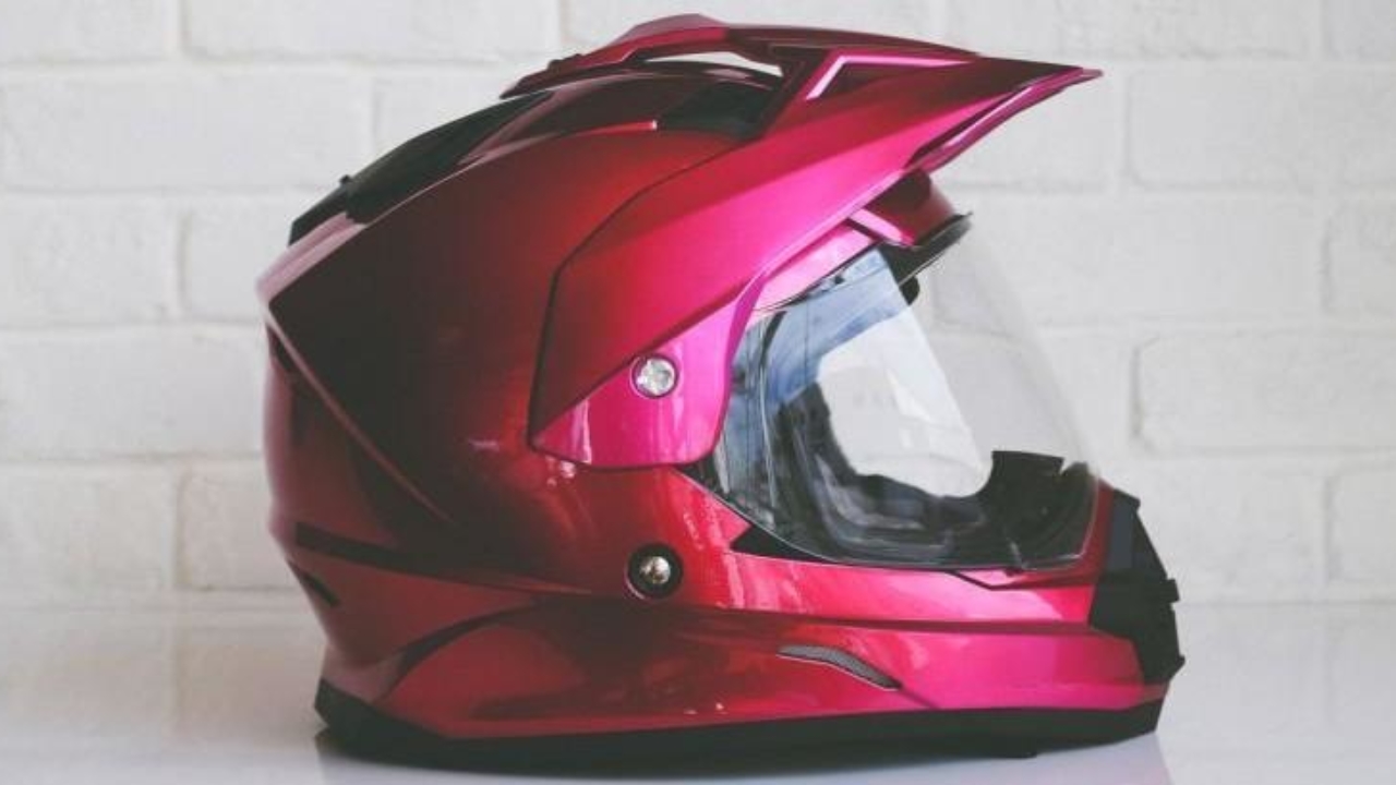 Montaña Peatonal Tratado Top 10 de cascos de moto para este verano - canalMOTOR