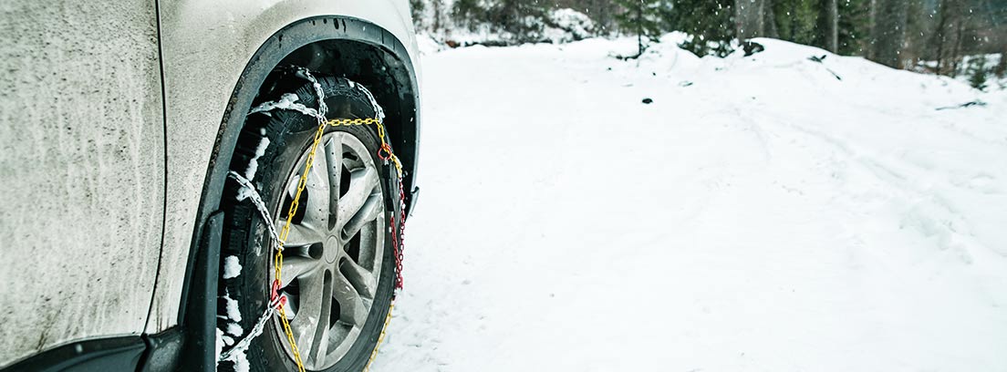 Así debes colocar correctamente las cadenas de nieve en tu coche