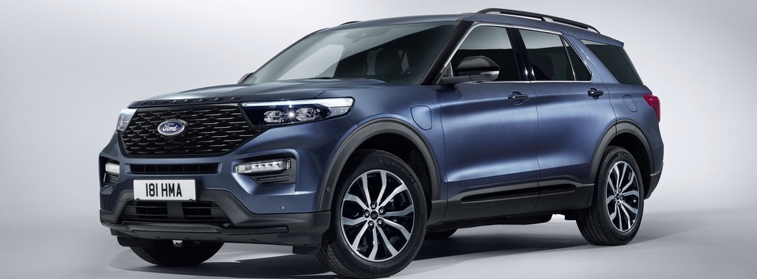 parte frontal y lateral del Ford Explorer PHEV