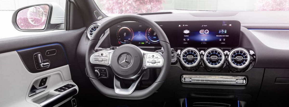Mercedes EQA interior