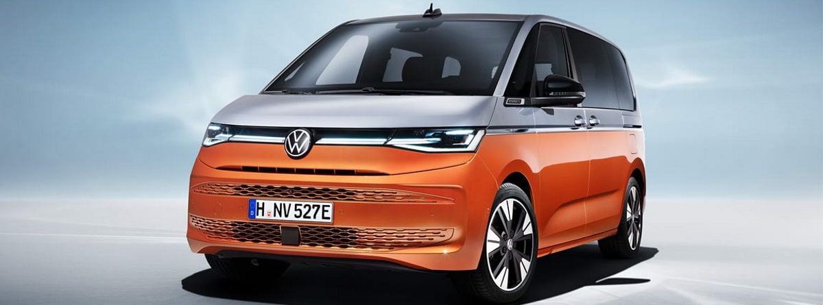 Parte frontal y lateral del nuevo Volkswagen Multivan 2021