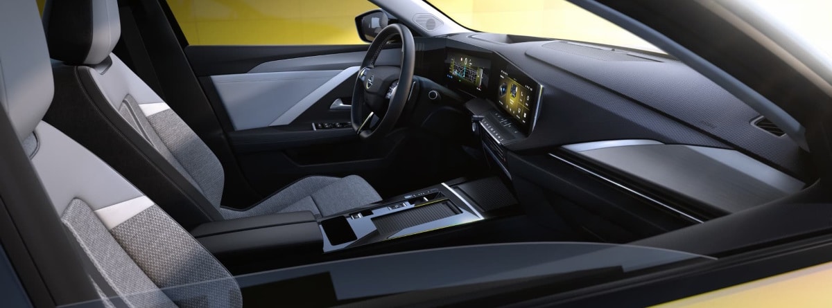 Opel Astra 2022 interior 