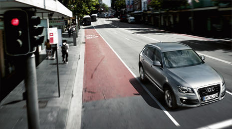 Conducción eficiente: ¿cómo se conduce un coche híbrido? Conducción eficiente: ¿cómo se conduce un coche híbrido?