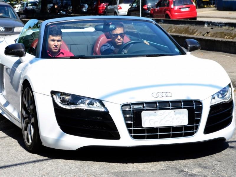 Neymar: Audi R8 GT Neymar: Audi R8 GT