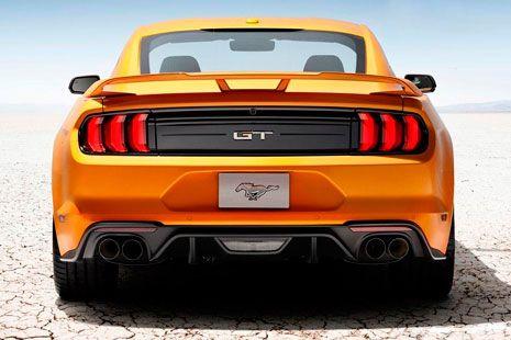 Ford Mustang 2018 vista trasera Ford Mustang 2018 visto desde atrás
