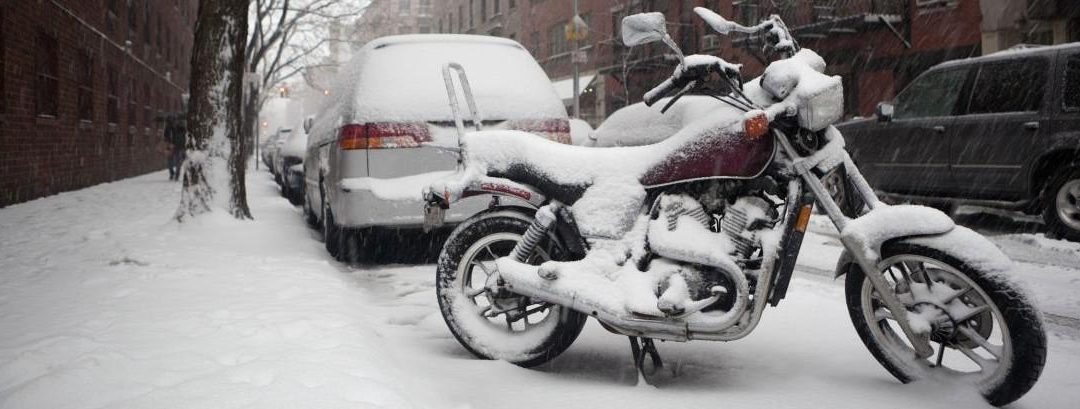 ¿Existen cadenas para nieve en la moto?