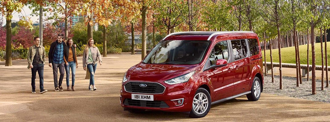Ford Tourneo Connect 2018: diseño exterior Ford Tourneo Connect 2018 modelo Titanium