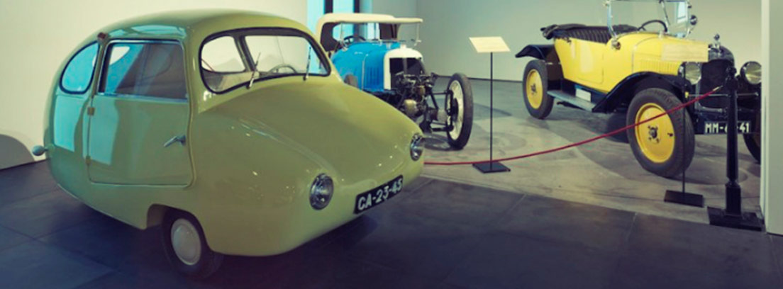 Colección de coches populares del Museo Automovilístico de Málaga