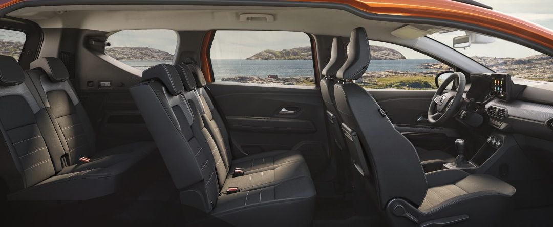 ¿Cuál es el asiento más seguro en un coche?